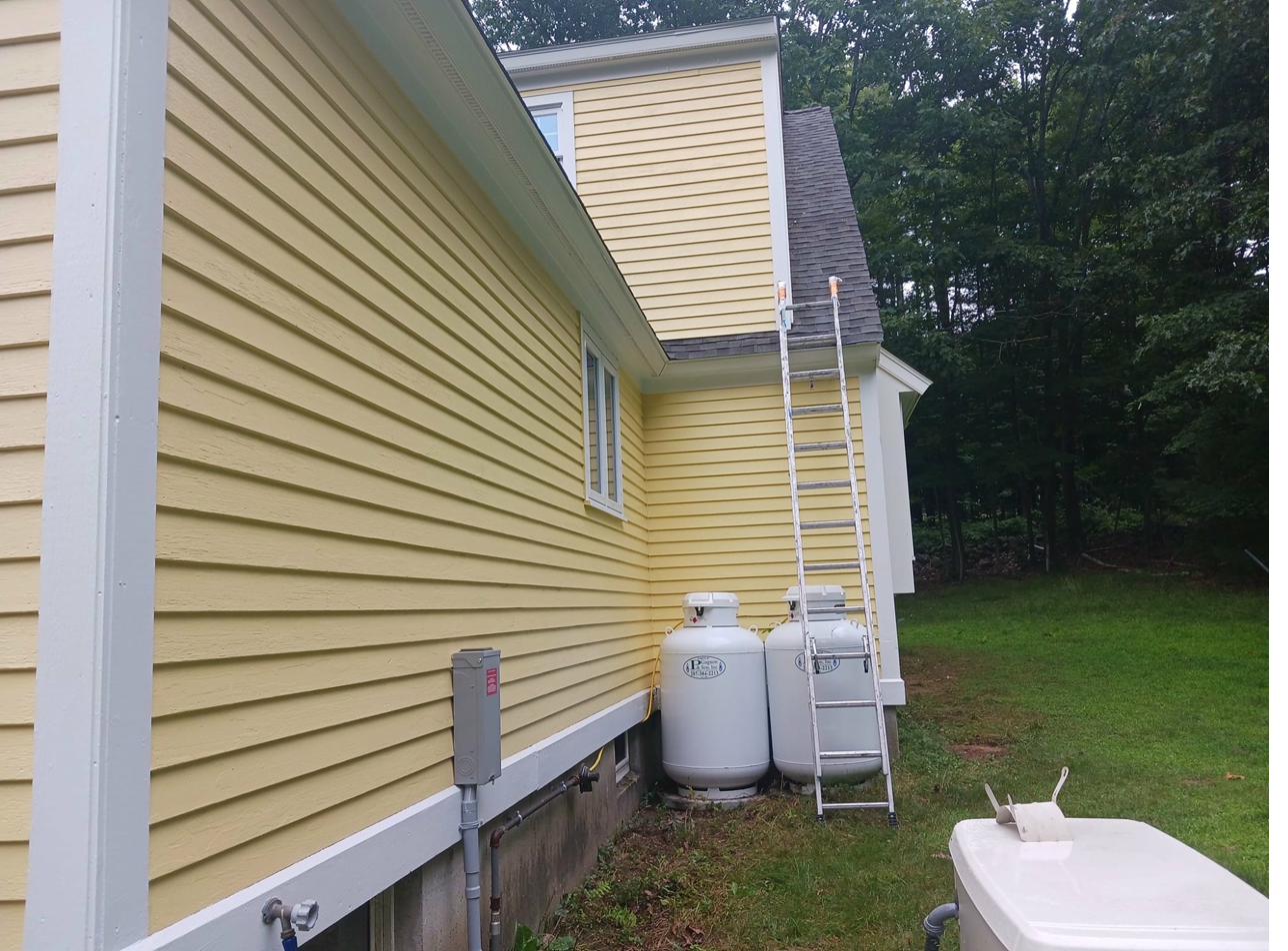 Barn exterior painting and staining